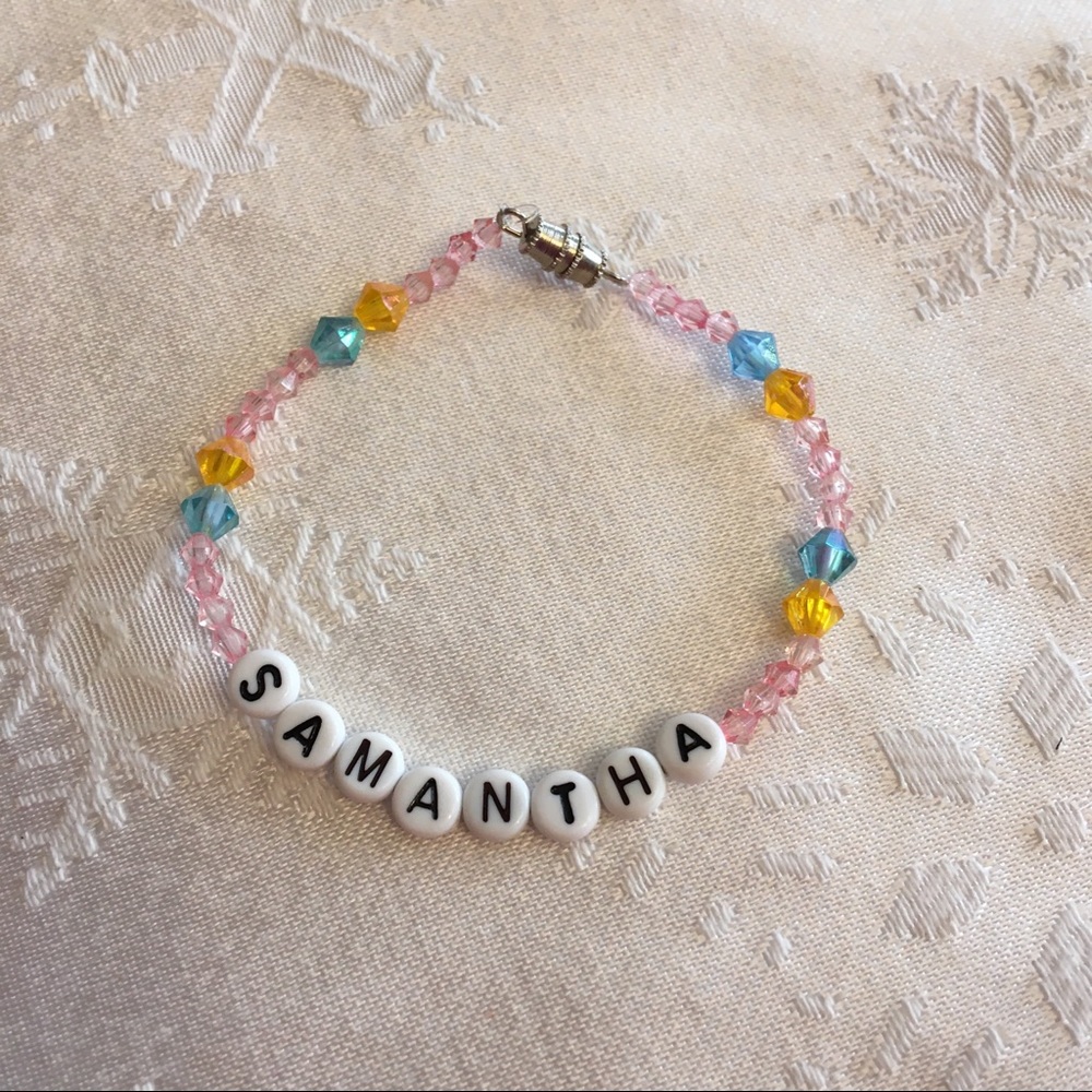 SAMANTHA 7” beaded name bracelet-NEW